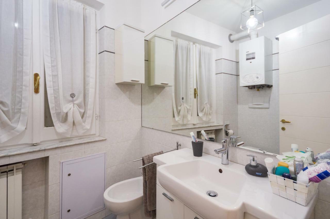 Old Port Apartment 4 Beds ジェノヴァ エクステリア 写真